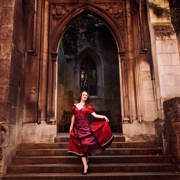 Meet your Posher 💃🏻 - Picture 4 of 4